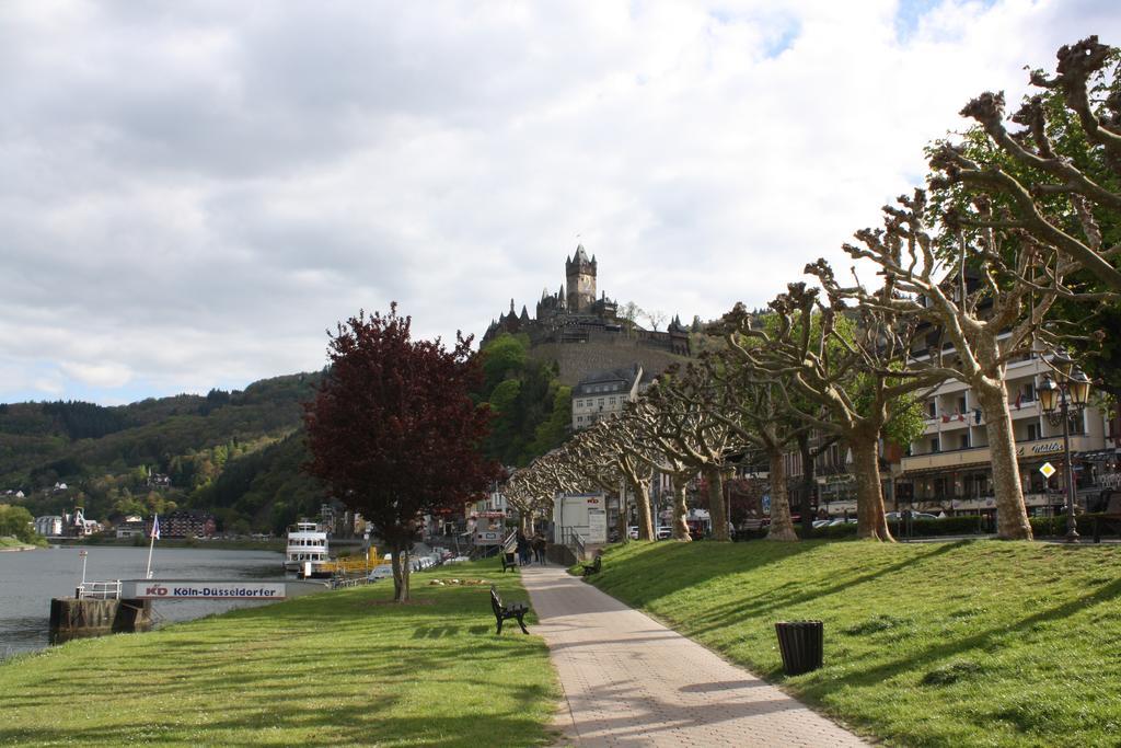 Ferienwohnung Ziemons Cochem Luaran gambar